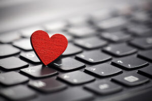 For Better Or Worse?… 4 Ways That Technology Has Changed The Way We Love